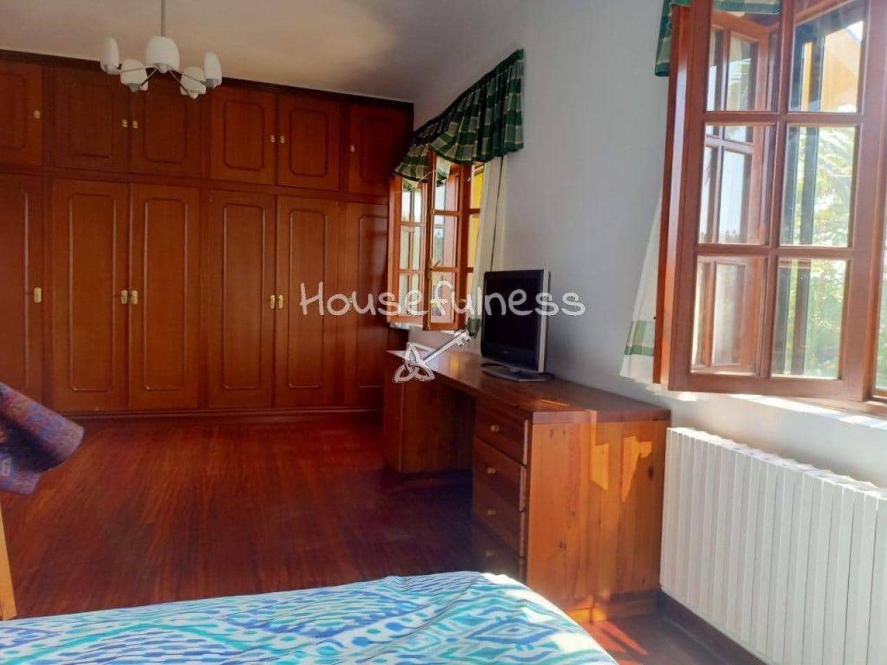 5 camera da letto Villa in vendita in Ferrol con garage - 450.000 € (Rif: 9570411)