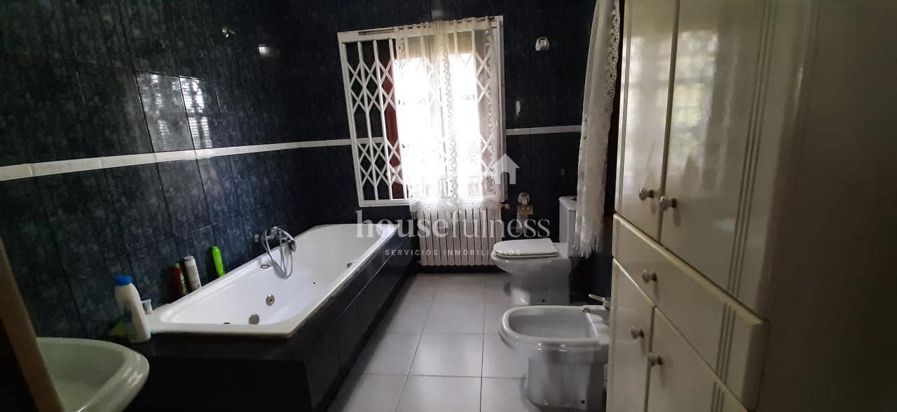 15 slaapkamer Villa te koop in Naron - € 500.000 (Ref: 9570413)