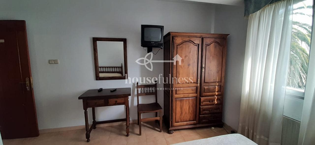 15 slaapkamer Villa te koop in Naron - € 500.000 (Ref: 9570413)