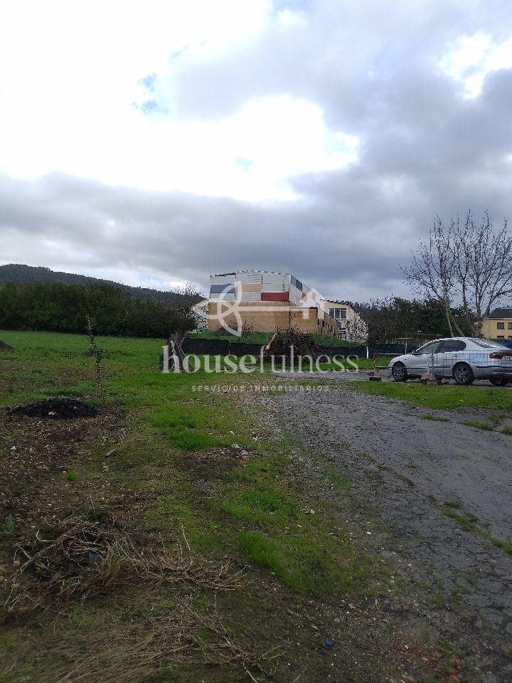 8 makuuhuone Omakotitalo myytävänä paikassa Neda mukana 
autotalli - 183 000 € (Ref: 9570415)