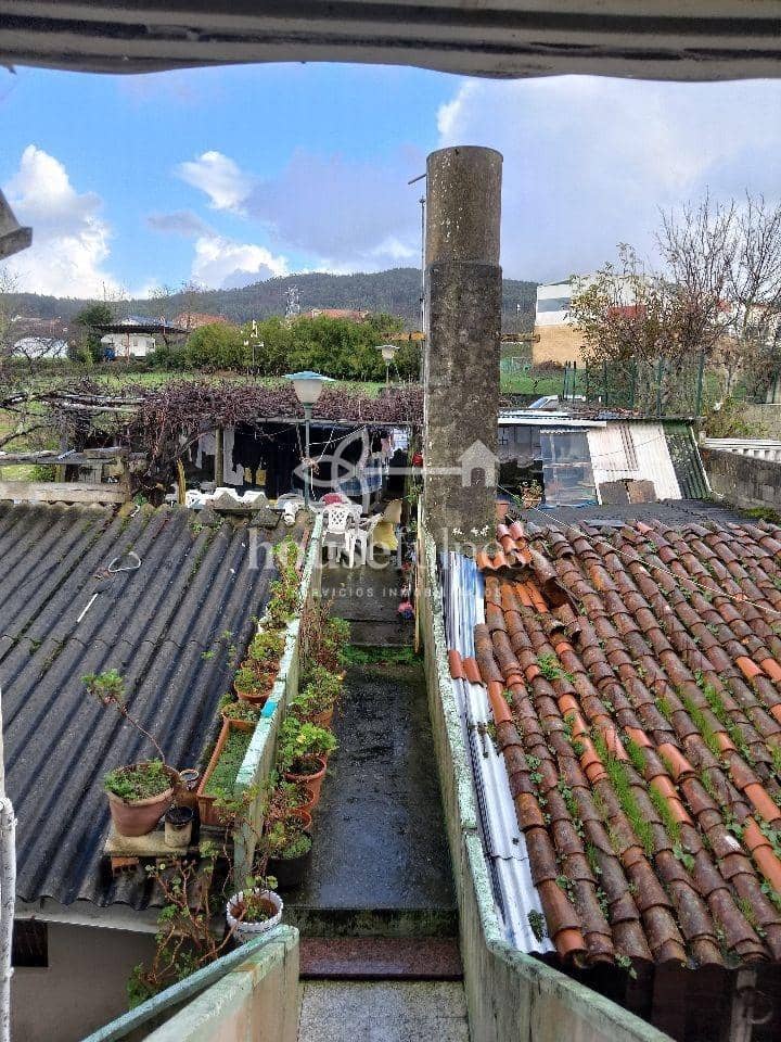 8 makuuhuone Omakotitalo myytävänä paikassa Neda mukana 
autotalli - 183 000 € (Ref: 9570415)