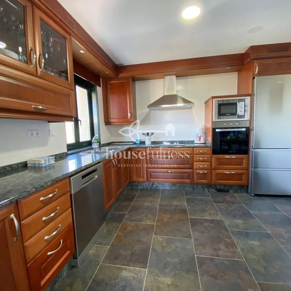 3 slaapkamer Villa te koop in Pantin met zwembad garage - € 450.000 (Ref: 9570416)