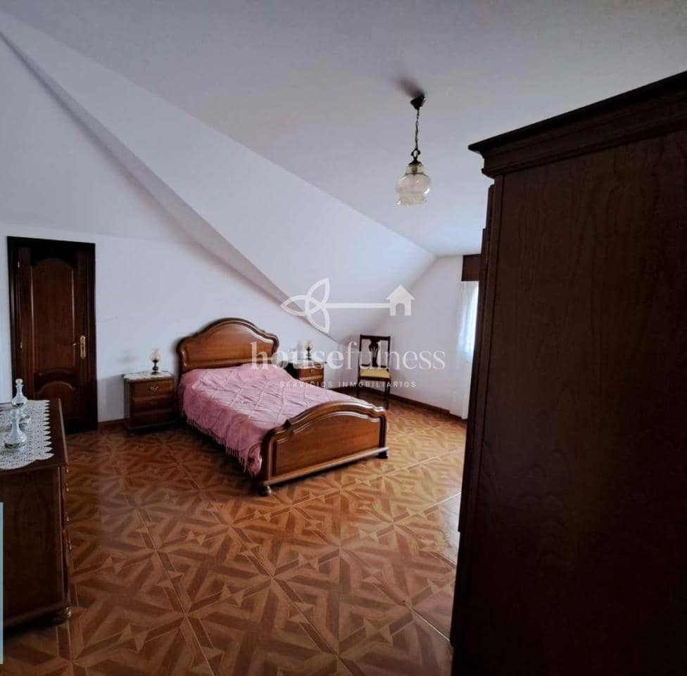 7 sovrum Hus till salu i Mino med garage - 570 000 € (Ref: 9570418)