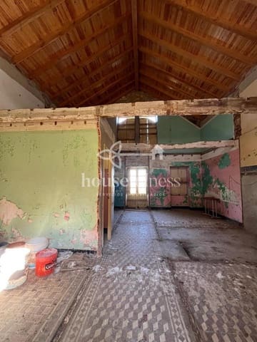 Casa em Banda para venda em Fene com garagem - 130 000 € (Ref: 9570419)