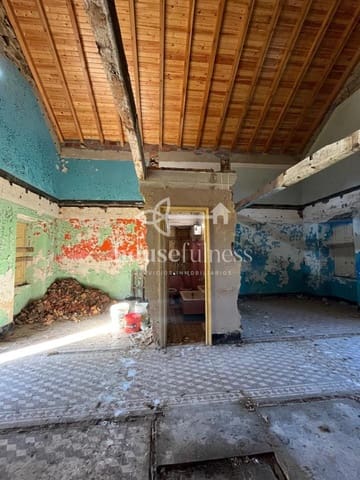 Casa em Banda para venda em Fene com garagem - 130 000 € (Ref: 9570419)