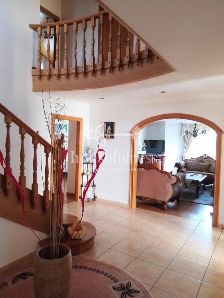 5 slaapkamer Finca/Landhuis te koop in Naron met garage - € 499.000 (Ref: 9570420)