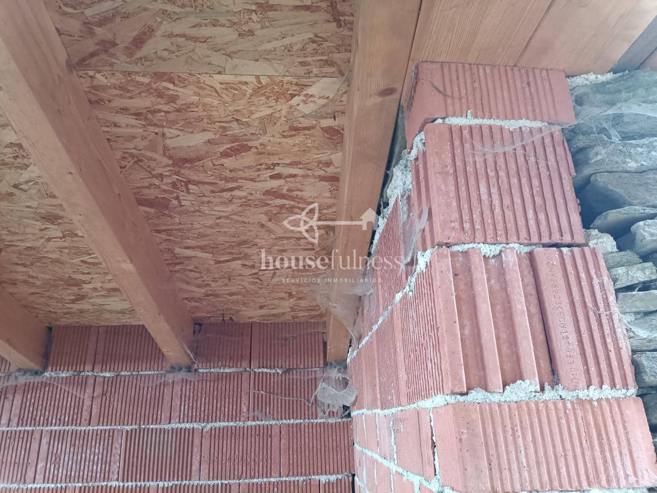 Finca/Landhuis te koop in Lugo stad - € 70.000 (Ref: 9570422)