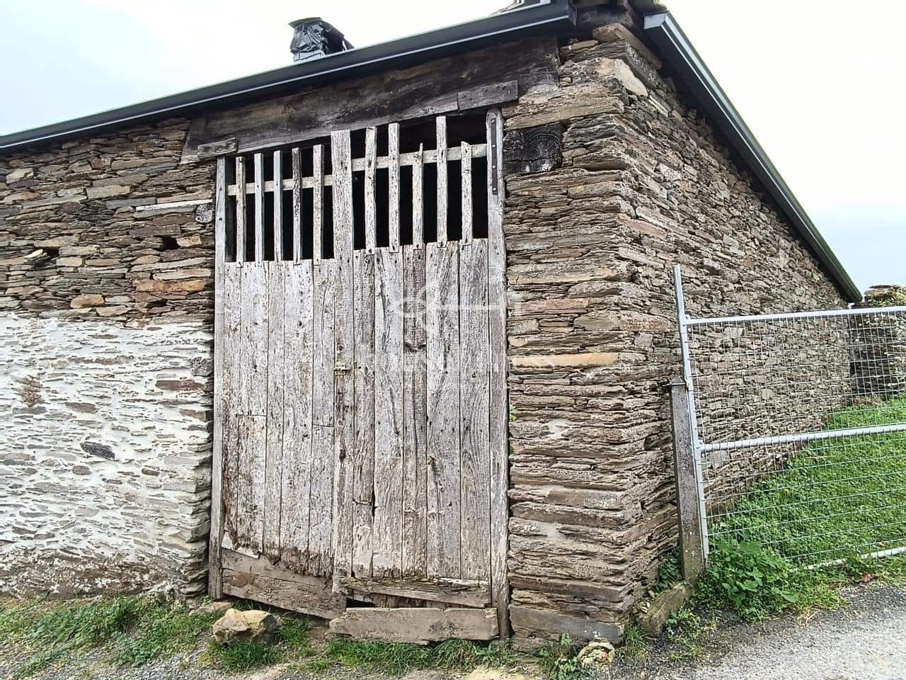 Finca/Landhuis te koop in Lugo stad - € 70.000 (Ref: 9570422)