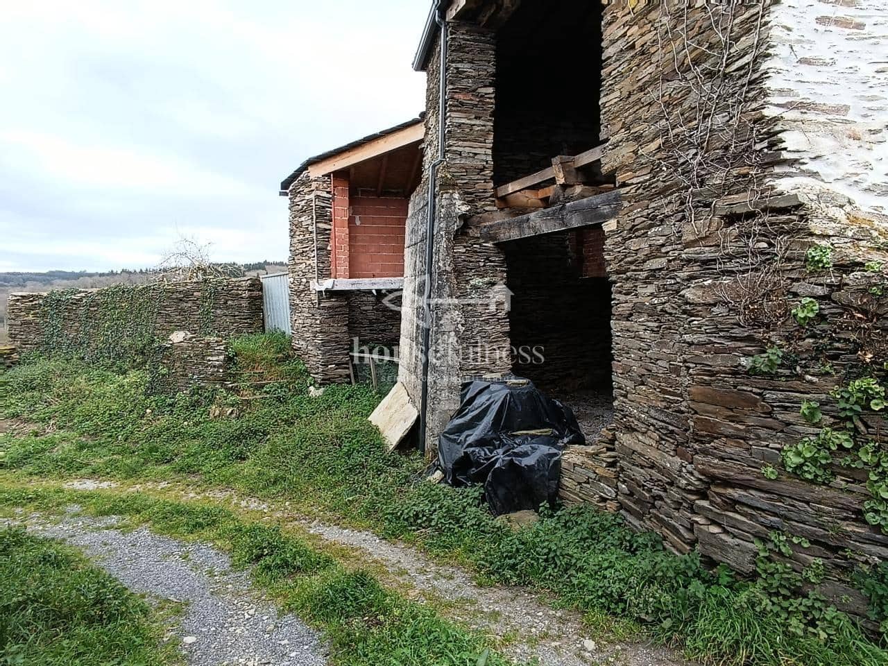 Finca/Landhuis te koop in Lugo stad - € 70.000 (Ref: 9570422)
