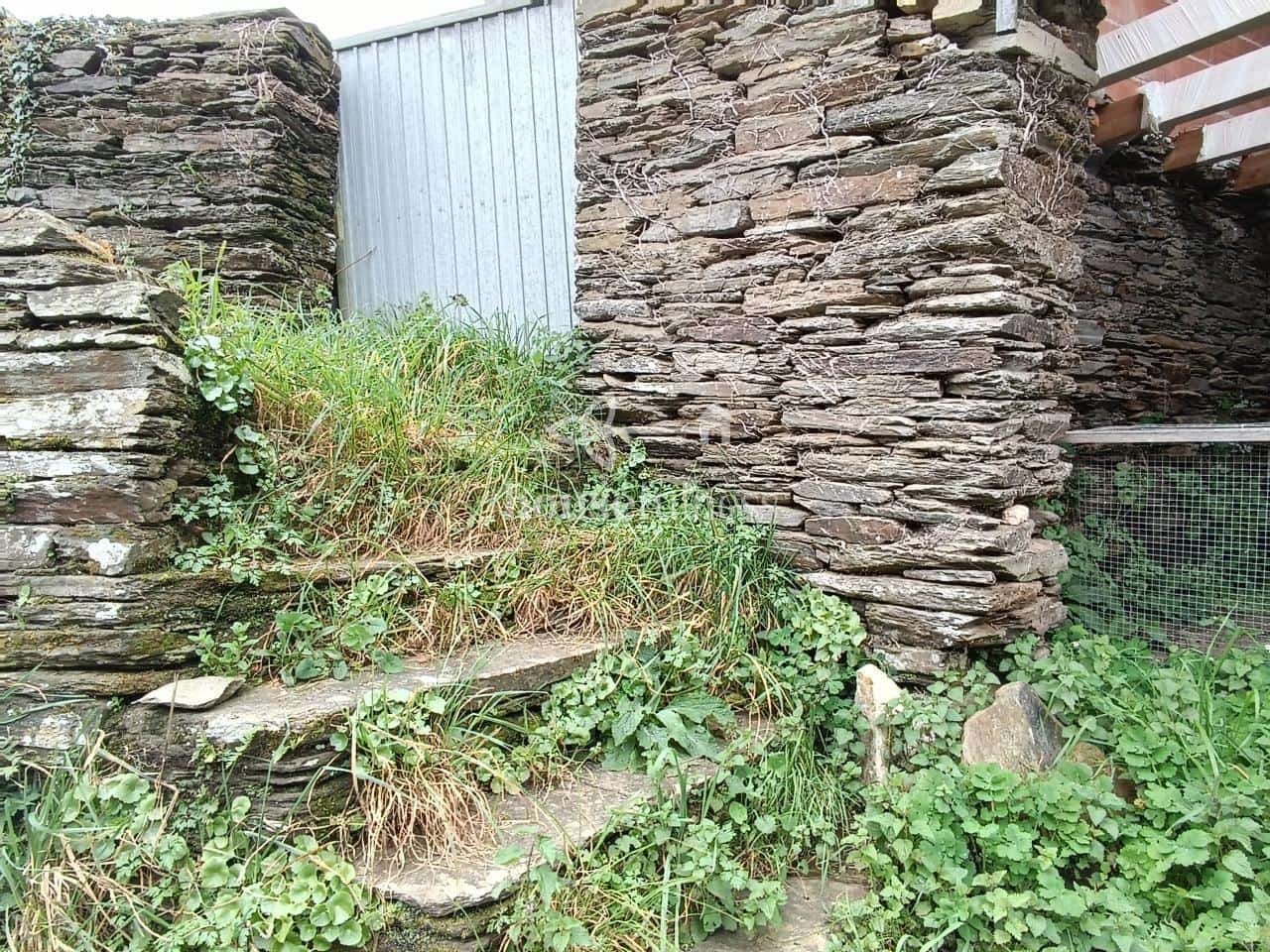 Finca/Landhuis te koop in Lugo stad - € 70.000 (Ref: 9570422)