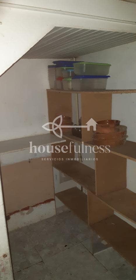 3 slaapkamer Finca/Landhuis te koop in Ortigueira met garage - € 99.000 (Ref: 9570424)