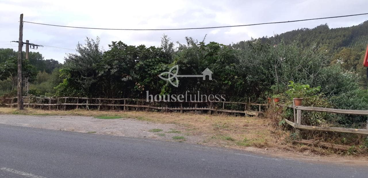 3 slaapkamer Finca/Landhuis te koop in Ortigueira met garage - € 99.000 (Ref: 9570424)