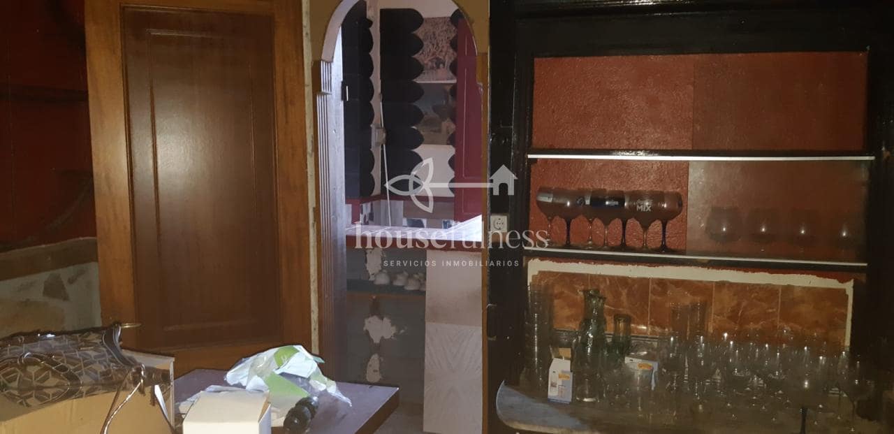 3 slaapkamer Finca/Landhuis te koop in Ortigueira met garage - € 99.000 (Ref: 9570424)