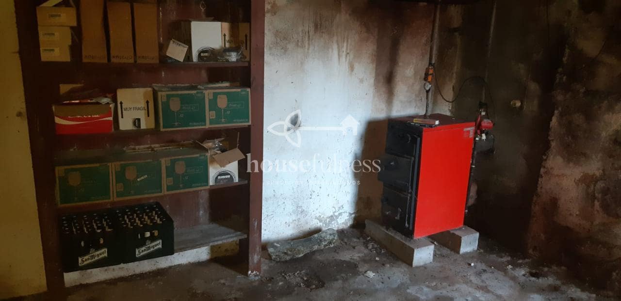 3 slaapkamer Finca/Landhuis te koop in Ortigueira met garage - € 99.000 (Ref: 9570424)