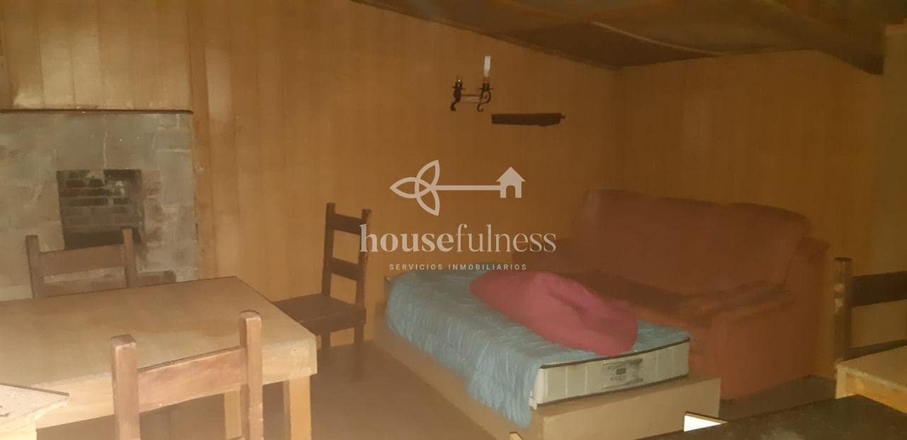 3 slaapkamer Finca/Landhuis te koop in Ortigueira met garage - € 99.000 (Ref: 9570424)