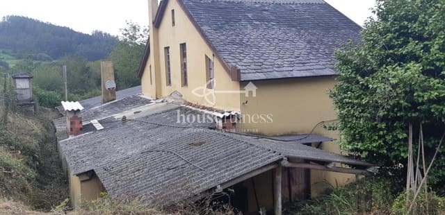 3 slaapkamer Finca/Landhuis te koop in Ortigueira met garage - € 99.000 (Ref: 9570424)