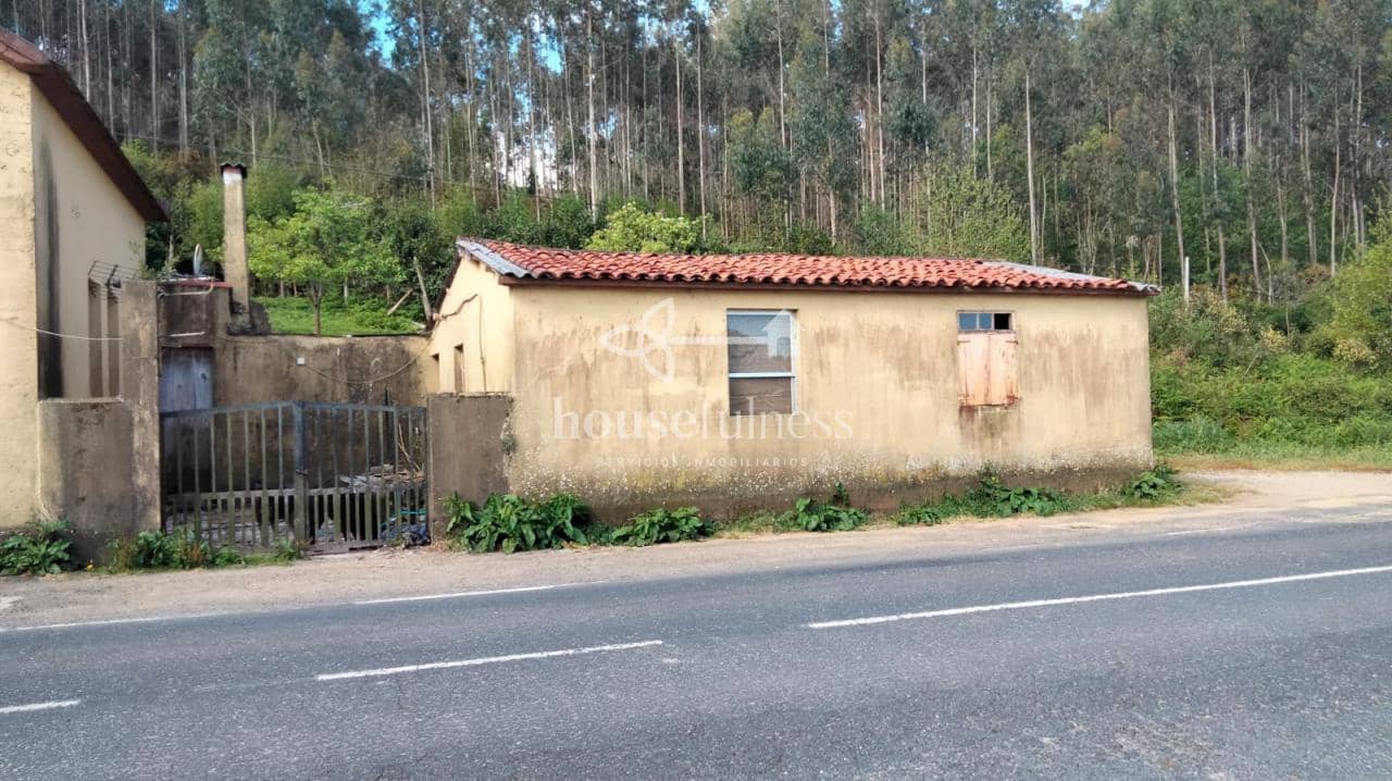 3 slaapkamer Finca/Landhuis te koop in Ortigueira met garage - € 99.000 (Ref: 9570424)