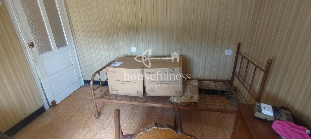 4 makuuhuone Omakotitalo myytävänä paikassa Ferrol mukana 
autotalli - 190 000 € (Ref: 9570429)