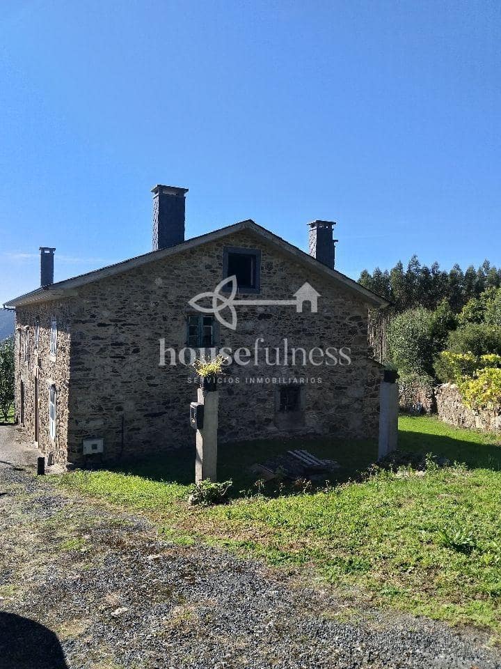 3 sovrum Hus till salu i Somozas - 160 000 € (Ref: 9570430)