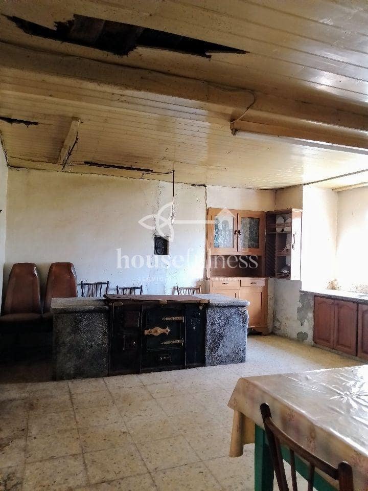 3 sovrum Hus till salu i Somozas - 160 000 € (Ref: 9570430)