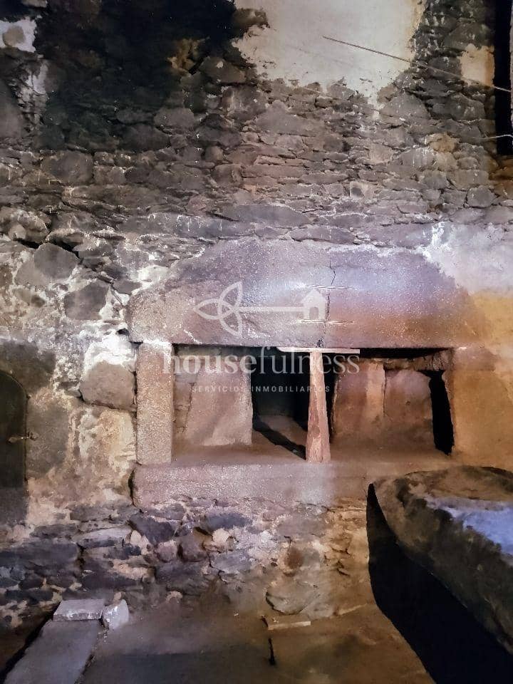 3 sovrum Hus till salu i Somozas - 160 000 € (Ref: 9570430)