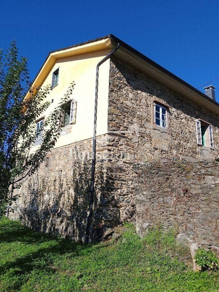 3 sovrum Hus till salu i Somozas - 160 000 € (Ref: 9570430)