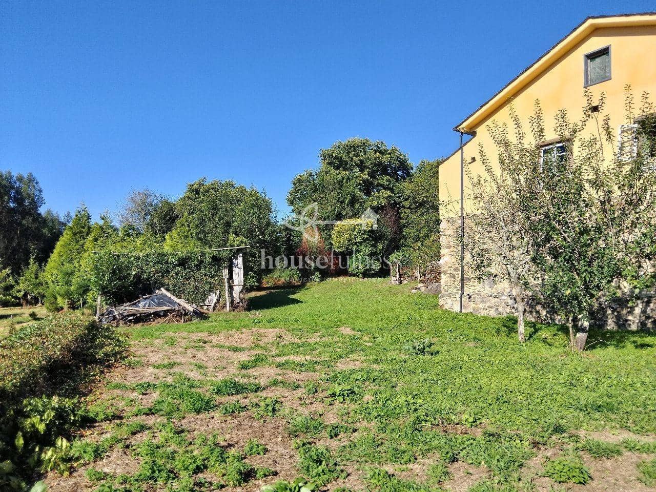 3 sovrum Hus till salu i Somozas - 160 000 € (Ref: 9570430)