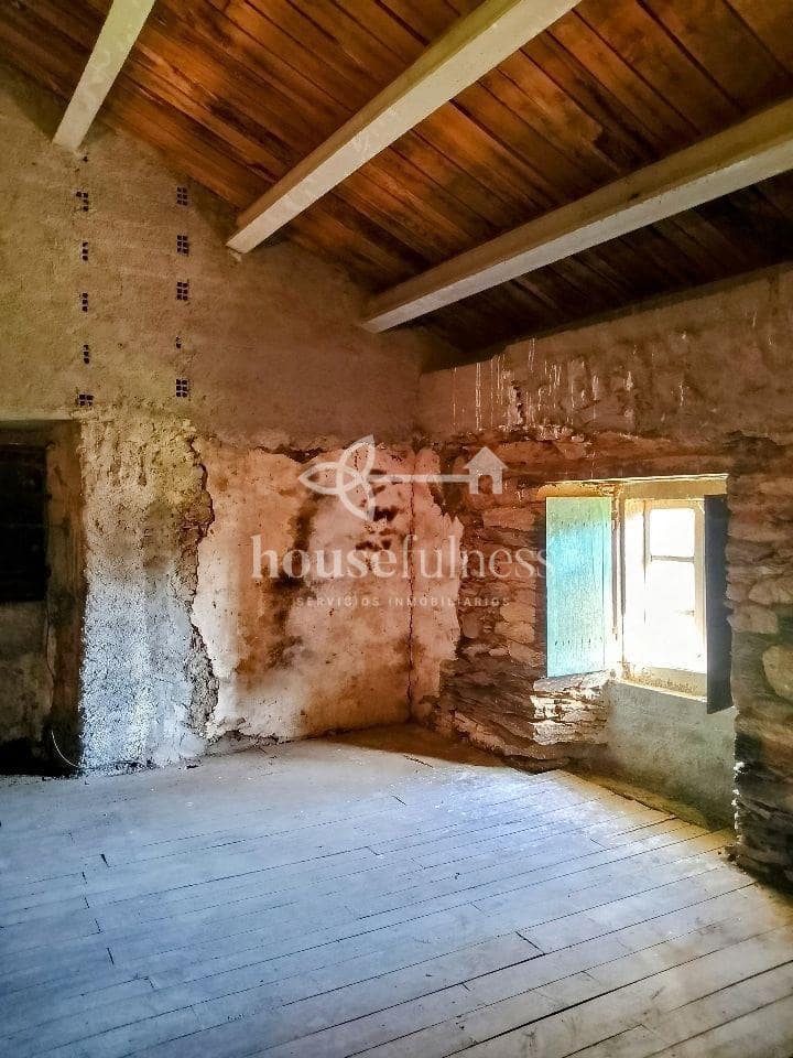 3 sovrum Hus till salu i Somozas - 160 000 € (Ref: 9570430)