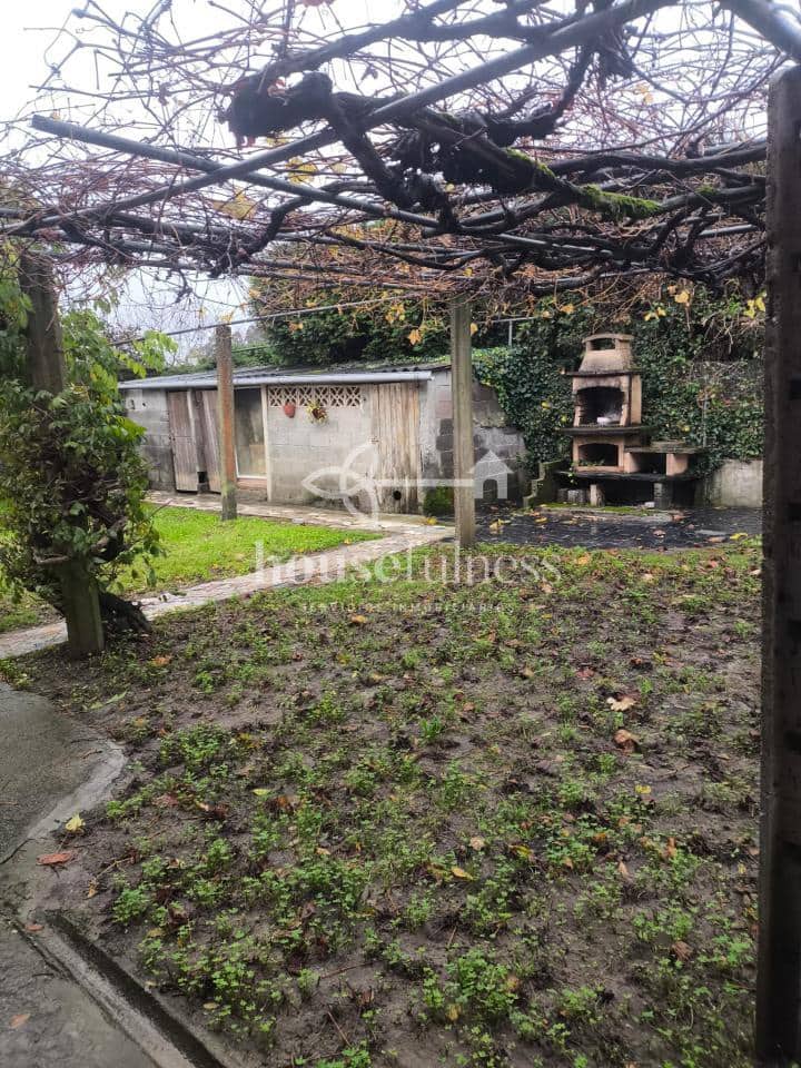 4 makuuhuone Huvila myytävänä paikassa Ares mukana 
autotalli - 320 000 € (Ref: 9574002)