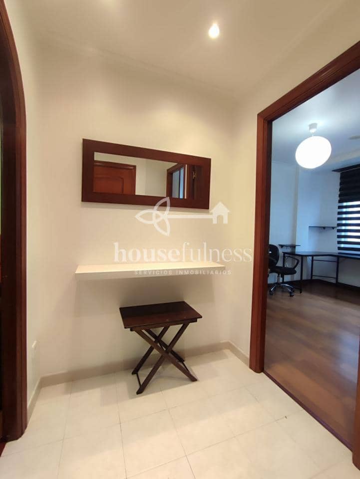 3 bedroom Flat for sale in Ferrol - € 130,000 (Ref: 9599250)