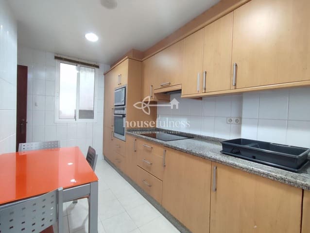 3 bedroom Flat for sale in Ferrol - € 126,400 (Ref: 9599250)