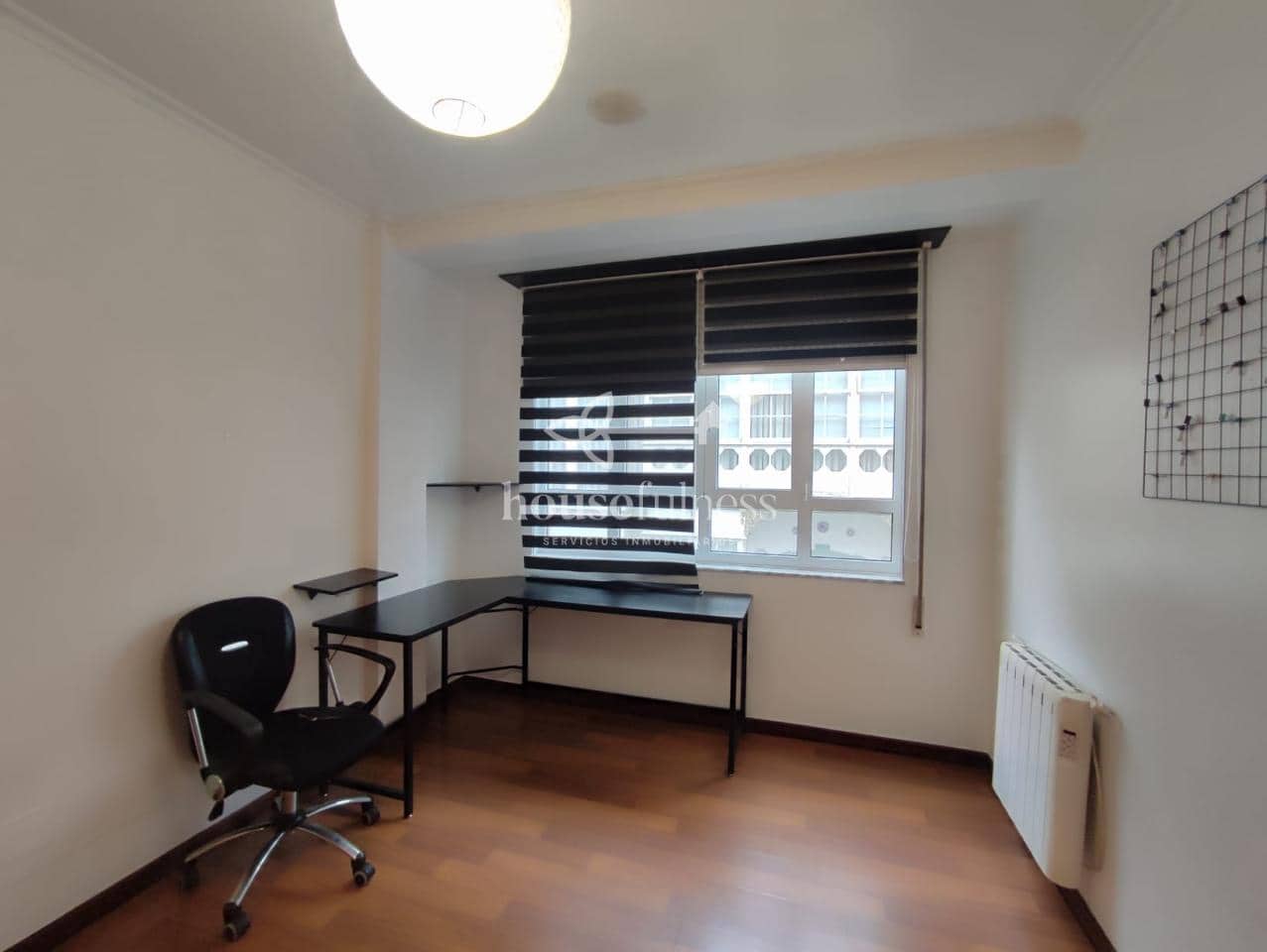 3 bedroom Flat for sale in Ferrol - € 130,000 (Ref: 9599250)