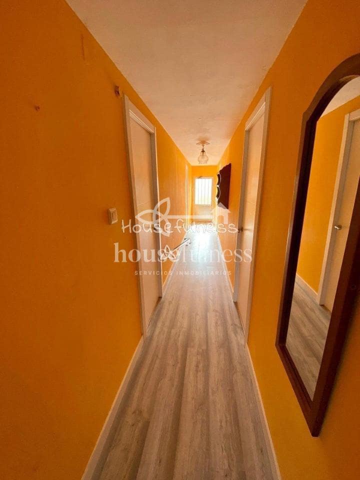 10 bedroom Villa for sale in Valdovino with garage - € 420,000 (Ref: 9604616)