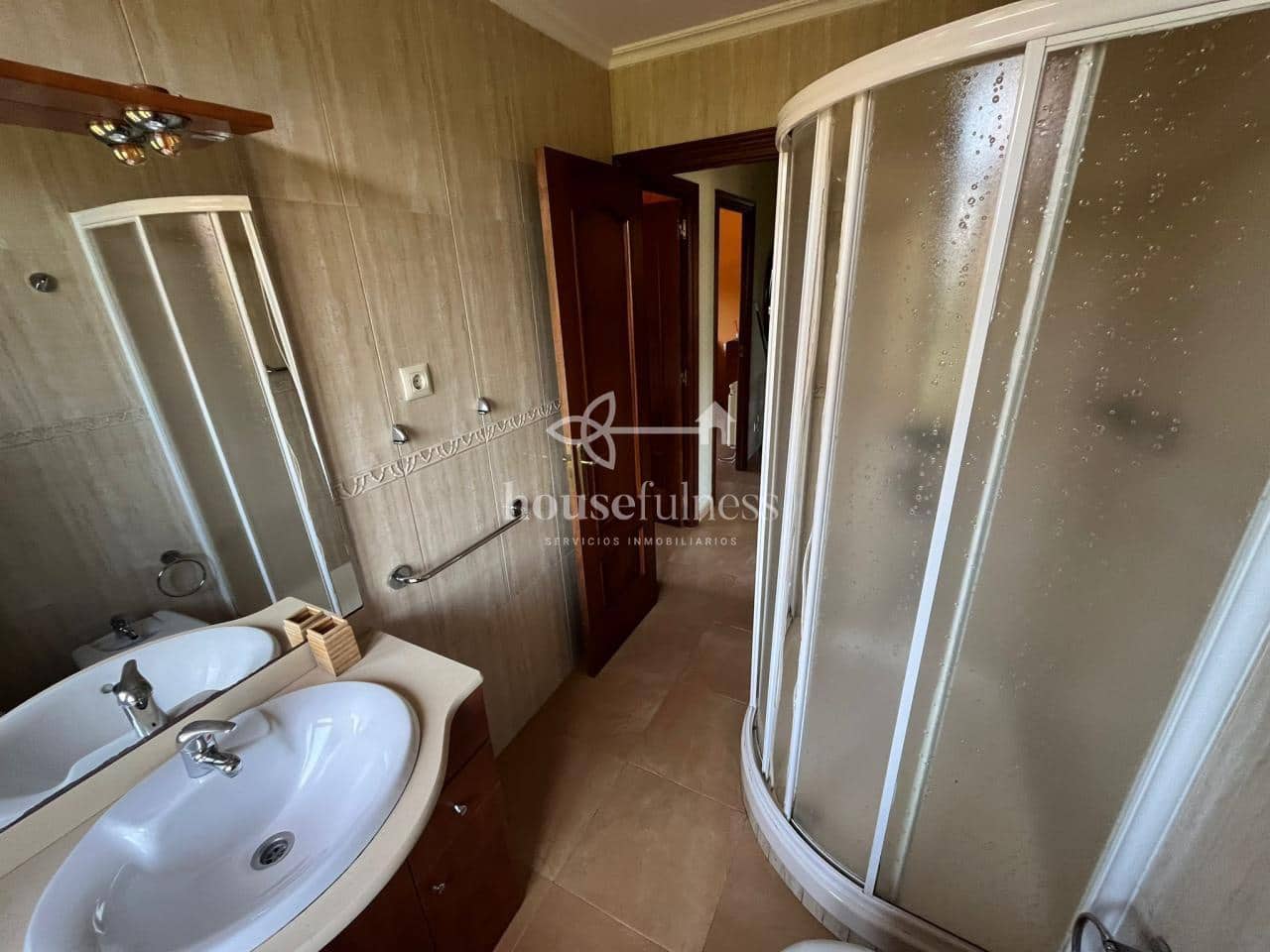 10 bedroom Villa for sale in Valdovino with garage - € 420,000 (Ref: 9604616)