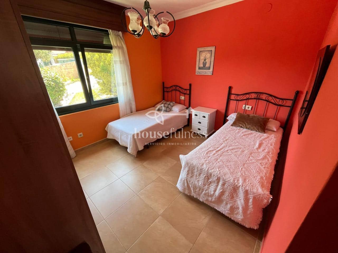 10 bedroom Villa for sale in Valdovino with garage - € 420,000 (Ref: 9604616)