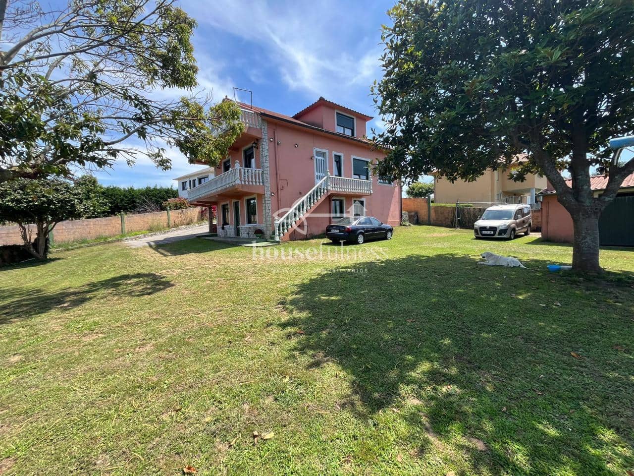 10 bedroom Villa for sale in Valdovino with garage - € 420,000 (Ref: 9604616)