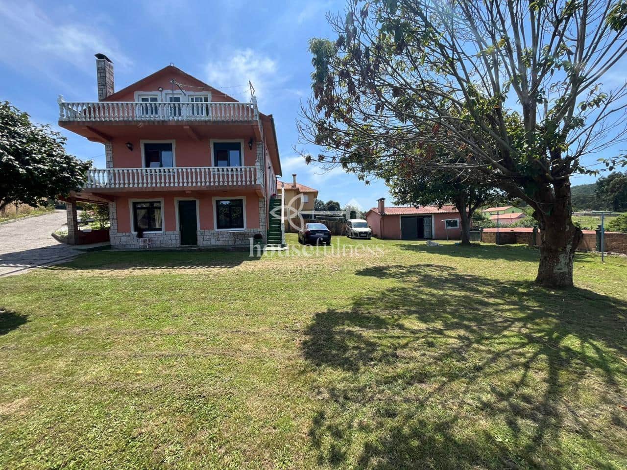 10 bedroom Villa for sale in Valdovino with garage - € 420,000 (Ref: 9604616)