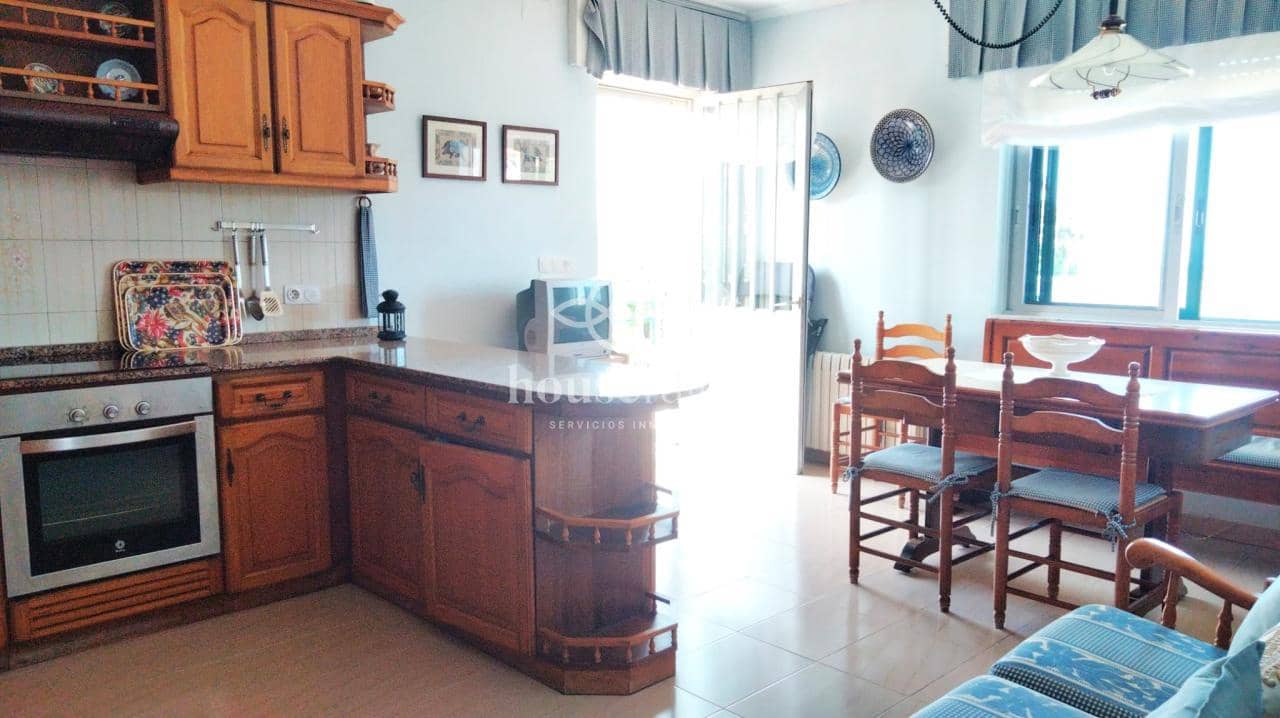 Chalet de 5 habitaciones en Ferrol en venta con garaje - 420.000 € (Ref: 9604617)