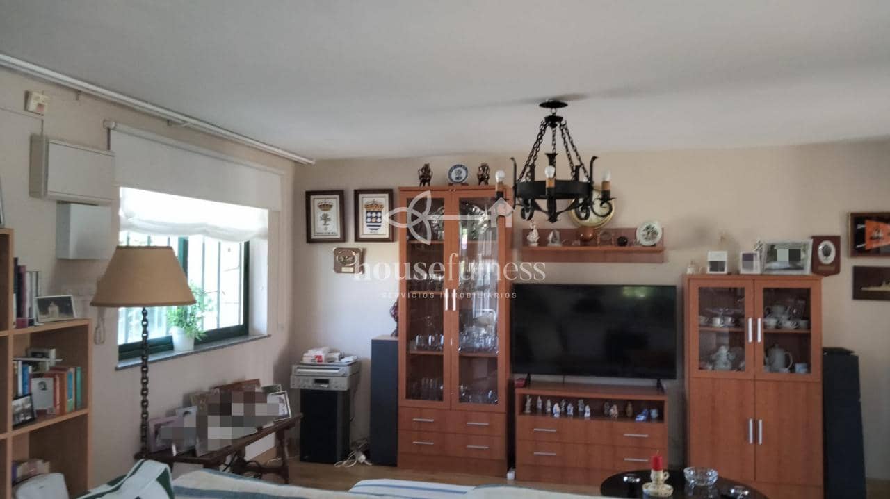 Chalet de 5 habitaciones en Ferrol en venta con garaje - 420.000 € (Ref: 9604617)