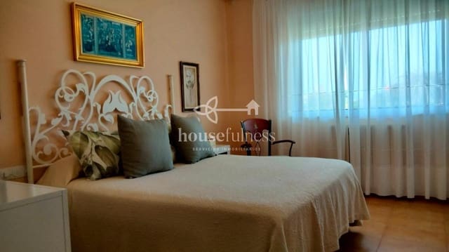 Chalet de 5 habitaciones en Ferrol en venta con garaje - 420.000 € (Ref: 9604617)