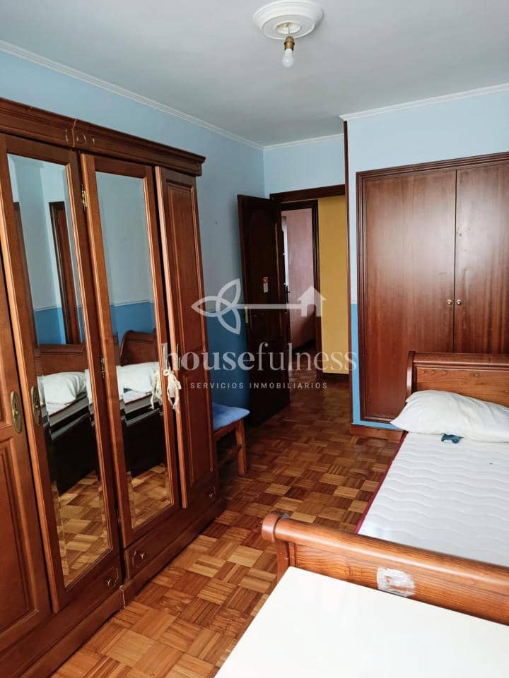 Piso de 3 habitaciones en Ferrol en venta - 130.000 € (Ref: 9614780)