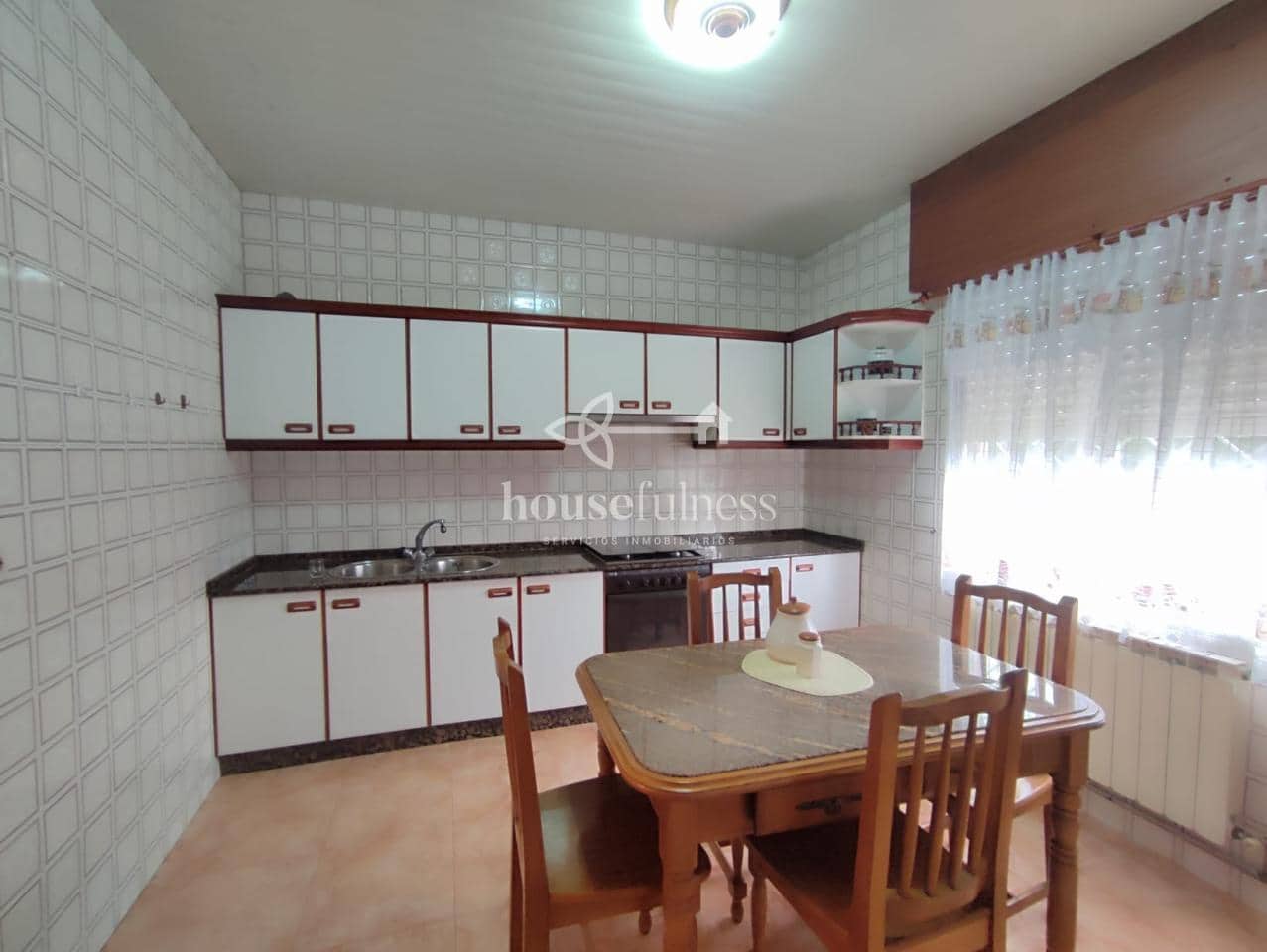 6 sypialnia Dom na sprzedaż w Mino z garażem - 250 000 € (Ref: 9627275)