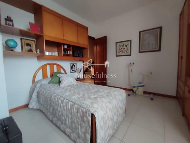 6 sypialnia Dom na sprzedaż w Miño z garażem - 250 000 € (Ref: 9627275)