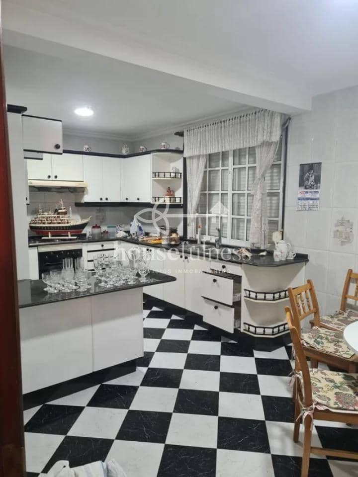 4 soverom Penthouse til salgs i Carino - € 120 000 (Ref: 9627276)
