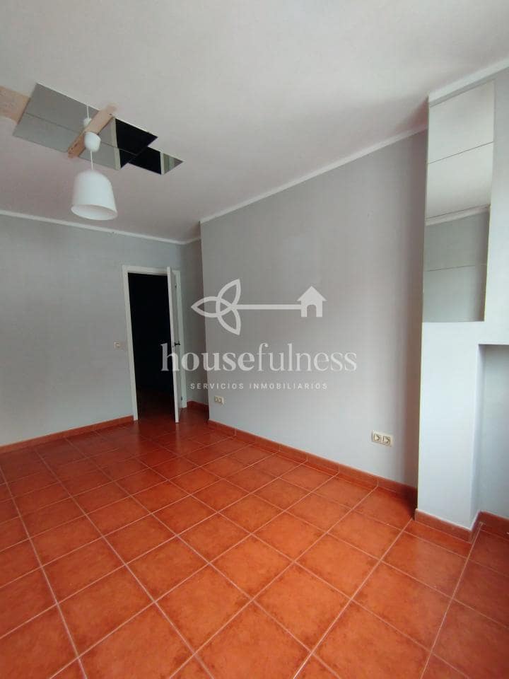 4 sovrum Lägenhet till salu i Ares - 189 000 € (Ref: 9647811)