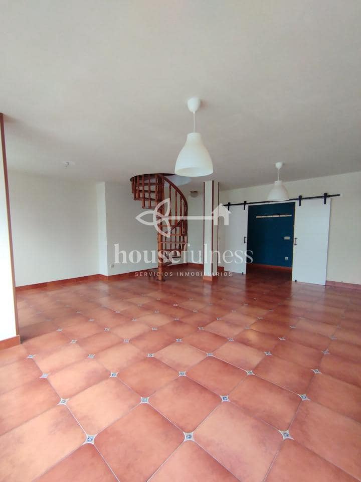 4 sovrum Lägenhet till salu i Ares - 189 000 € (Ref: 9647811)