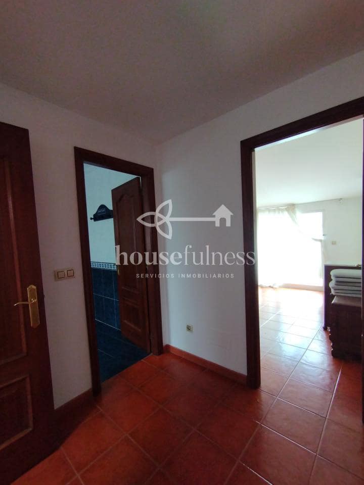 4 sovrum Lägenhet till salu i Ares - 189 000 € (Ref: 9647811)