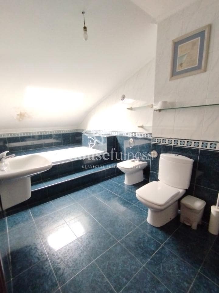 4 sovrum Lägenhet till salu i Ares - 189 000 € (Ref: 9647811)