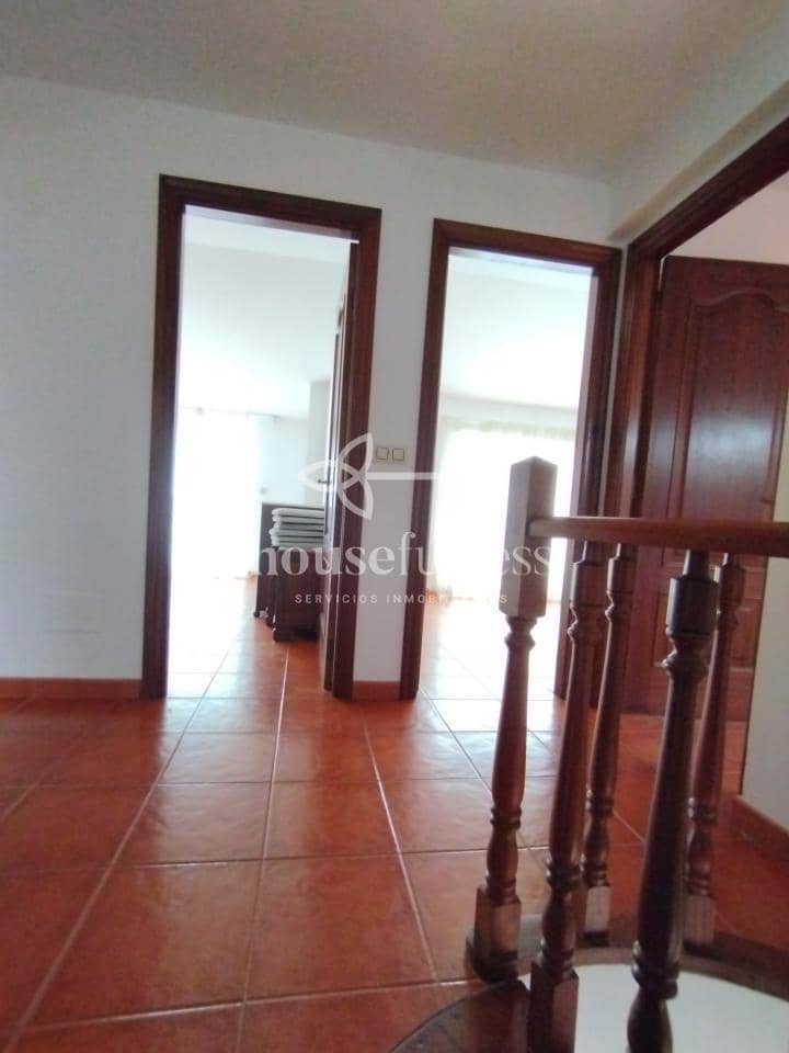 4 sovrum Lägenhet till salu i Ares - 189 000 € (Ref: 9647811)