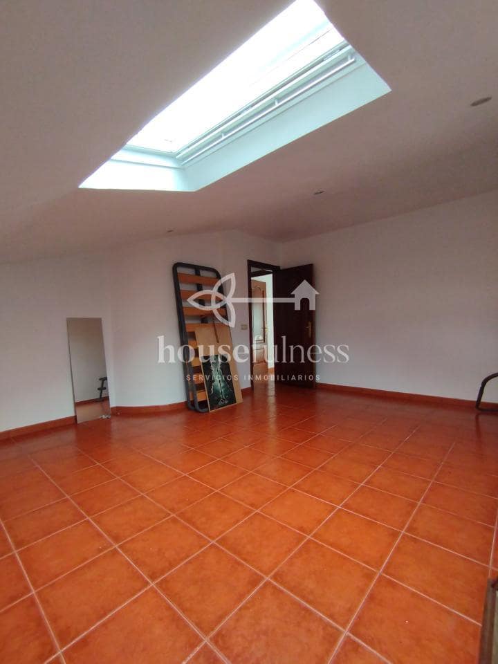 4 sovrum Lägenhet till salu i Ares - 189 000 € (Ref: 9647811)